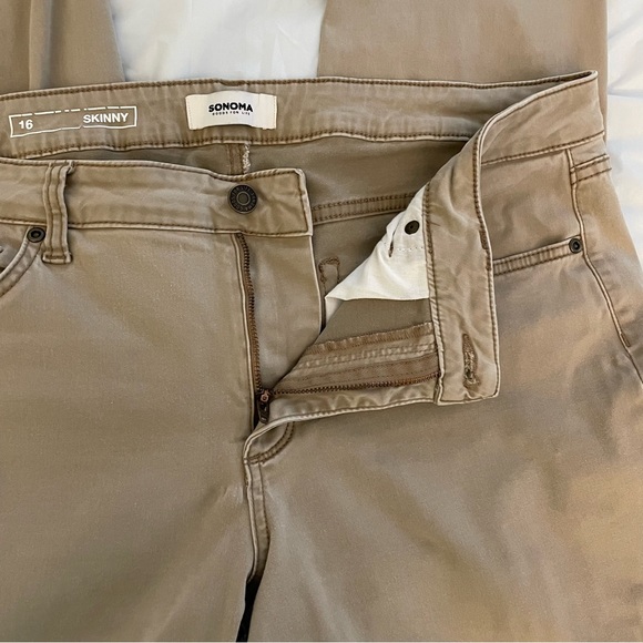 ๐ผ Bundle 2 for $20 ๐ผ Sonoma Khaki Skinny Jeans - Picture 3 of 9